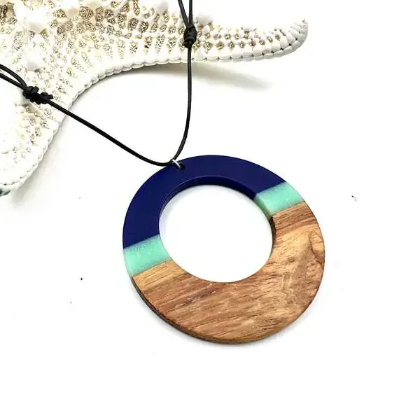 Jackie Gallagher Designs - Hippy Resin Necklace - Picture 1 of 1